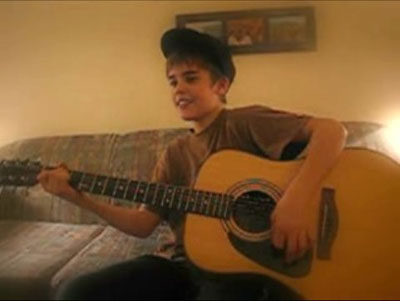 justin bieber2 New 'Justin Bieber: Never Say Never' Clip Gives Love To The